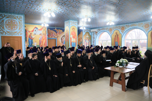 Благочинный приходов Нижнедонского округа протоиерей Сергий Яценко избран временным членом Епархиального совета