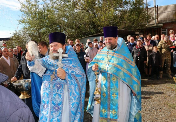 Престольный праздник в Покровском храме станицы Кривянской Октябрьского района