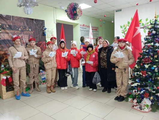 Юнармейцы написали письма бойцам СВО