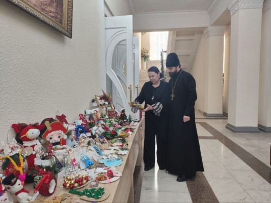 В поселке Каменоломни подвели творческого конкурса «Новогодняя игрушка для участников специальной военной операции»