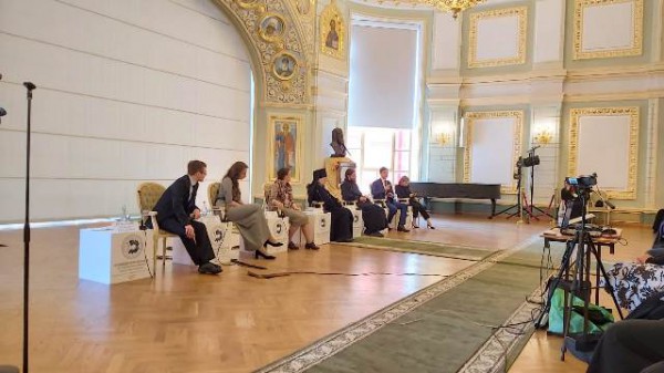 Социальные волонтеры Нижнедонского благочиния приняли усастие в прямой трансляции крупнейшего форума  Православной Церкви в сфере благотворительности