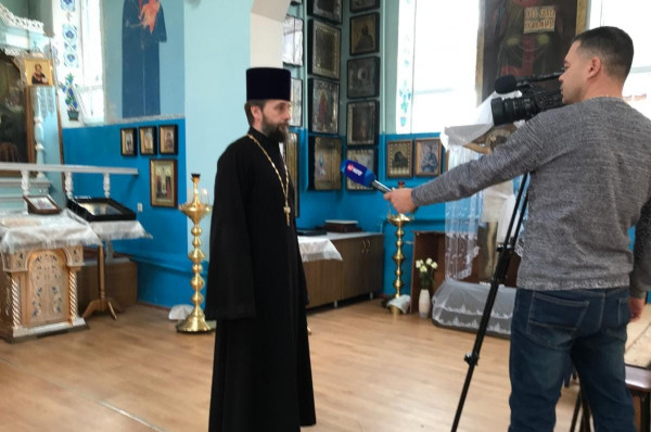 Жителей Октябрьского района поздравили с днем Собора Архистратига Михаила и прочих Небесных Сил бесплотных