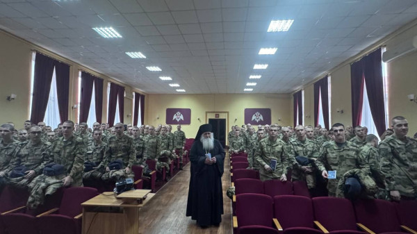 Духовная поддержка и патриотическая беседа в воинской части