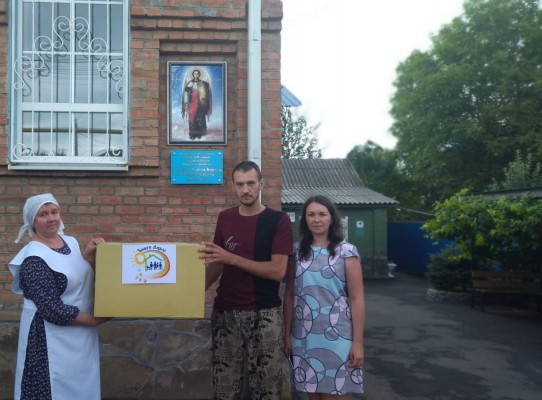 Храмы Нижнедонского благочиния продолжают оказывать помощь жителям Донбасса и военнослужащим в зоне СВО
