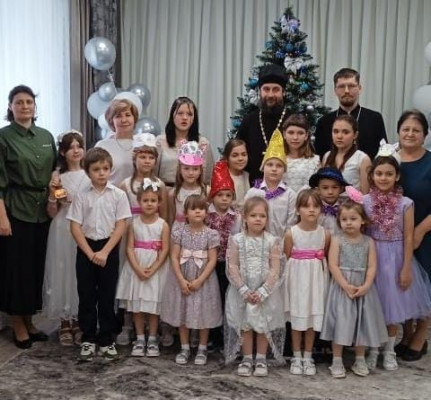 Театрализованное представление «Рождественский огонек»