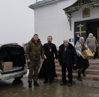 С верой и заботой: жители села Алексеевка отправили очередной гуманитарный груз