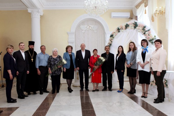Благочинный приходов Нижнедонского округа принял участие в открытии нового зала для гражданской регистрации брака