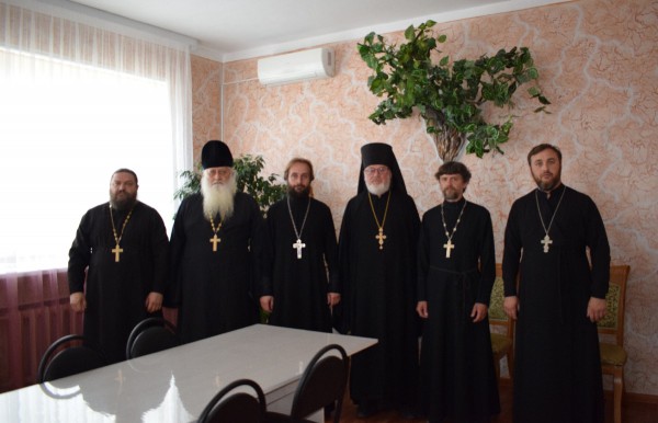 В храме Архистратига Михаила п. Каменоломни прошло собрание священнослужителей Нижнедонского благочиния