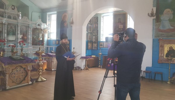 Благочинный приходов Нижнедонского округа призвал верующих к усиленной молитве в период самоизоляции и зачитал обращение Патриарха Кирилла