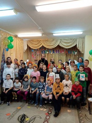 В детском приюте "Огонек" прошёл праздник Покрова Пресвятой Богородицы