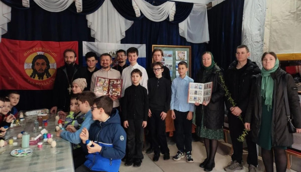 Пасхальная радость творчества: в гуманитарном центре «Благо Дарю» прошел мастер-класс для юных следопытов и детей воскресной школы
