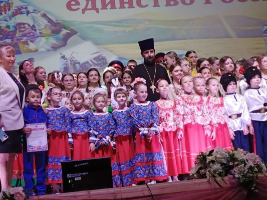 В Октябрьском районе прошел фестиваль «В дружбе народов – единство России»