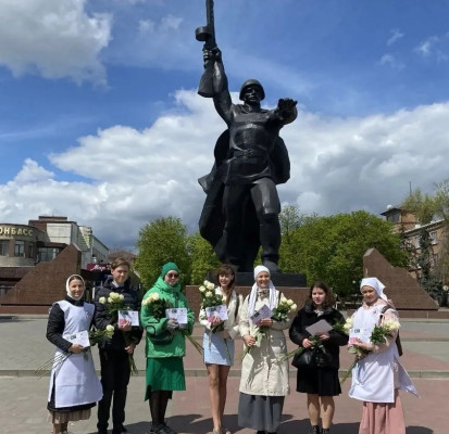 Молодёжный епархиальный отдел провел акцию в честь святых Жён-Мироносиц