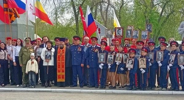 В Кривянском поселении почтили память героев в честь 81-й годовщины Великой Победы