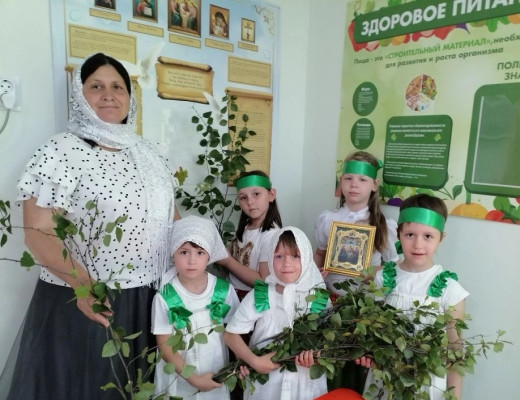 Светлый праздник Троицы в детском приюте «Огонек» п. Каменоломни