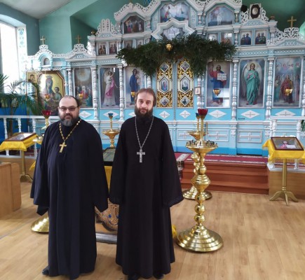 Рабочее совещание сотрудников епархиальной Комиссии по канонизации святых прошло в храме Архистратига Михаила п. Каменоломни