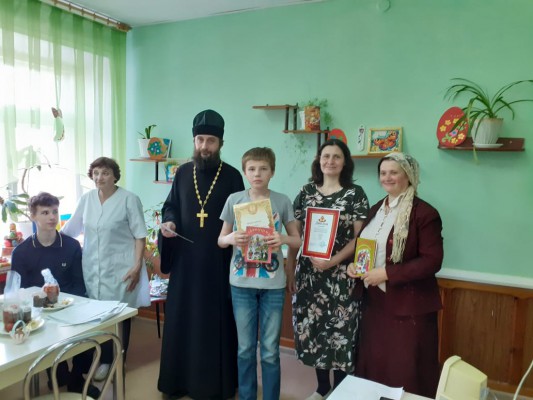 Поздравление детей приюта «Огонек» п. Каменоломни с Великим Праздником Светлого Христова Воскресенья – Пасхой