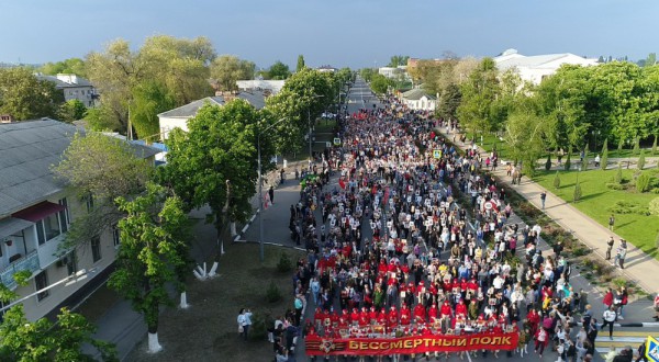 В Октябрьском районе состоялось шествие в память о героях Великой Отечественной войны — «Бессмертный полк»