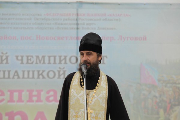 Благочинный приходов Нижнедонского округа обратился с пастырским словом к участникам Всероссийского чемпионата "Степная Казарла"