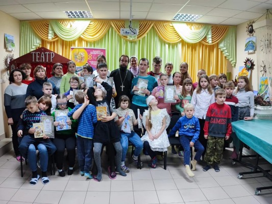 Час доброго общения "Подари другому радость"