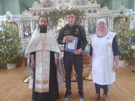 В храме Архистратига Михаила п. Каменоломни Октябрьского района состоялось награждение волонтёров за оказанную помощь при проведении благотворительной акции "Благо Дарю"