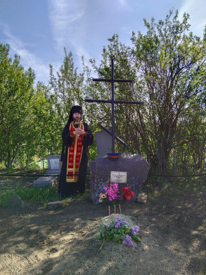В селе Алексеевка молитвенно почтили память убиенных казаков