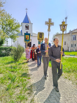 В селе Алексеевка Октябрьского района прошел Крестный ход