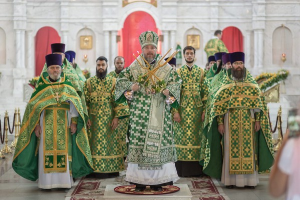 Девятая годовщина архиерейской хиротонии епископа Шахтинского и Миллеровского Симона