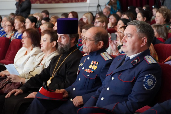 Казаки Нижнедонского Юрта отметили вековые традиции служения Отечеству