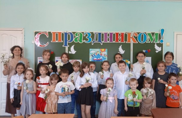 Праздничное мероприятие, посвященное Дню народного единства, прошло в детском приюте "Огонек"