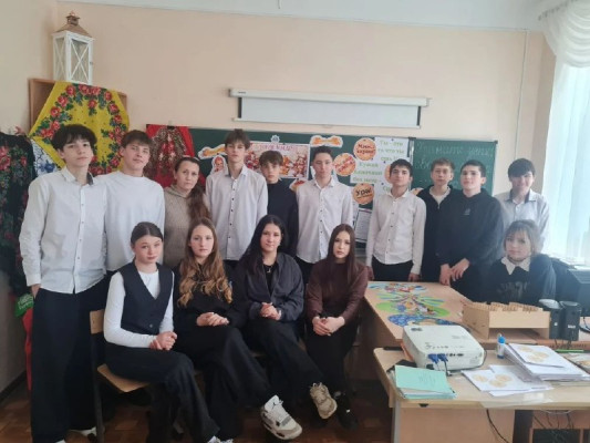 От слов к действию: Благочинный Нижнедонского округа выступил инициатором школьного месячника по борьбе со сквернословием