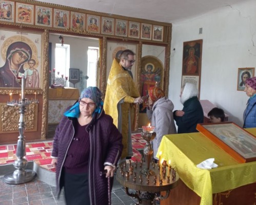 Иерей Евгений Поцелуев посетил православную общину хутора Керчик Савров