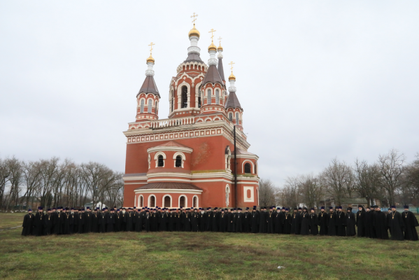 Благочинный приходов Нижнедонского округа принял участие в годовом собрании духовенства