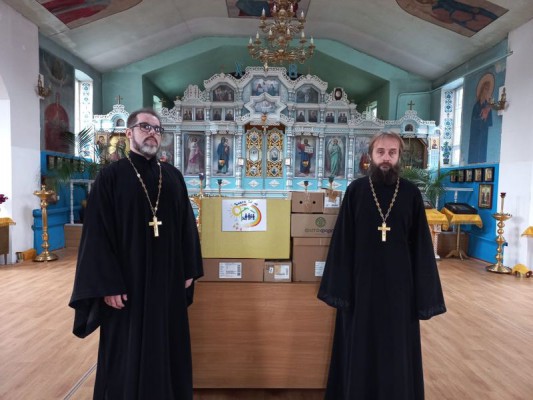 Приход цесаревича Алексия г. Шахты передал медикаменты для военнослужащих