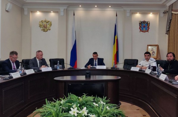 Протоиерей Сергий Яценко принял участие в заседании совета по делам казачества при правительстве Ростовской области в режиме видео-конференц-связи