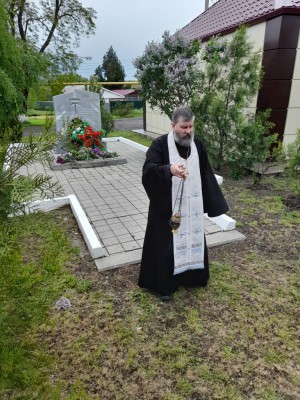 В хуторе Красный Кут почтили память воинов-освободителей