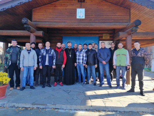 Паломническим отделом Шахтинской епархии была организована поездка для воспитанников реабилитационного центра х. Маркин