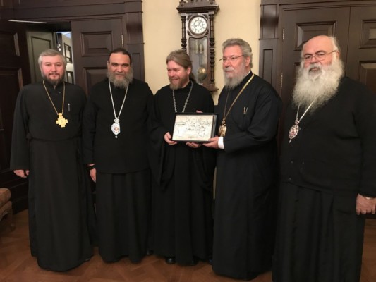 Вместе с делегацией Кипрской Церкви епископ Симон посетил Сретенский монастырь города Москвы
